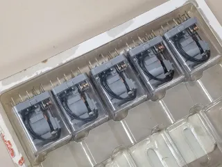 Relé RELECO LR3846 24VAC 10A Industrial