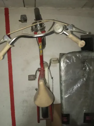 Bicicleta Festival Roja