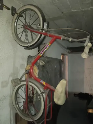 Bicicleta Festival Roja