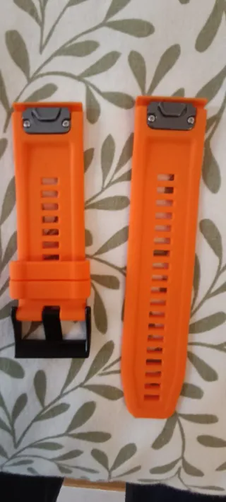Correa Garmin Fenix 3 Naranja y otra negra.