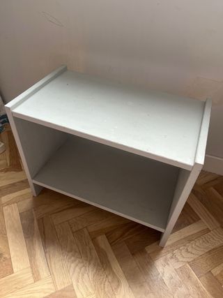 Dos muebles estantería Ikea Gris y Rosa