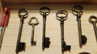 Lote 21 llaves antiguas