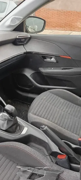 Peugeot 208 2020. 1.2