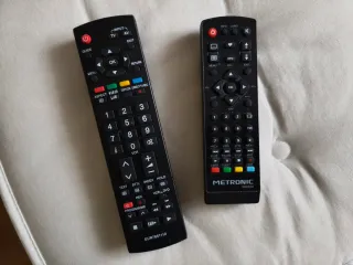 Televisión Panasonic TH-37PX7E y decodificador tdt