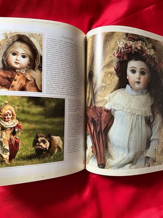 El libro del coleccionista de muñecas