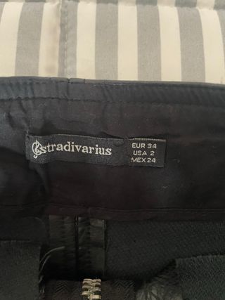 Falda cuero Stradivarius cremallera