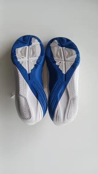 Zapatillas deportivas blancas y azules talla 41