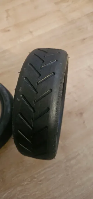 Neumáticos + Cámara NUEVOS CST para patinete