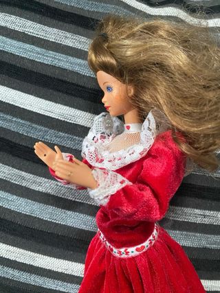 Barbie anni 80 vestito rosso cuore