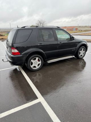 Mercedes-Benz Clase M 2005