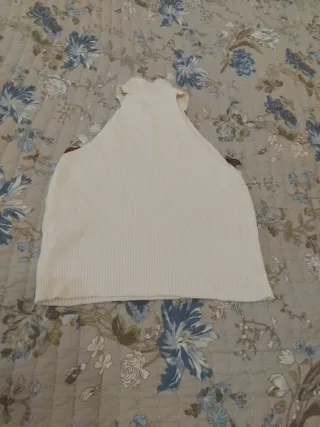 Crop top verano flores rojas