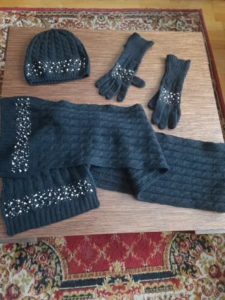 Conjunto bufanda, gorro y guantes mezcla