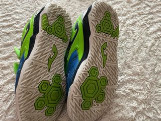 Zapatos de fútbol Joma niño azul y verde talla 28