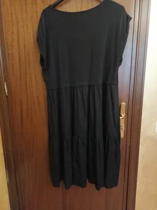 Abito in cotone nero taglia curvy