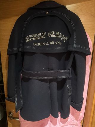 Abrigo/capa Highly Preppy Negro Talla L