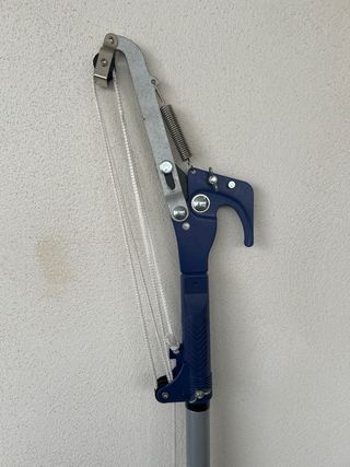 Tijera podar telescópica con sierra