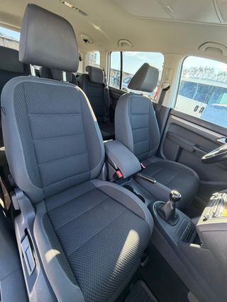 Volkswagen Touran 2011 7plazas