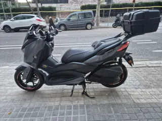 Yamaha XMAX 300cc Maxiscooter