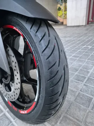 Yamaha XMAX 300cc Maxiscooter