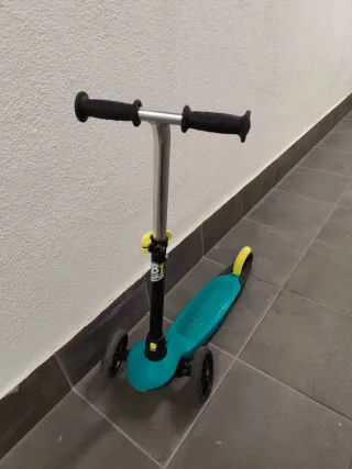 Patinete infantil verde Decathlon