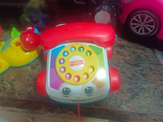 2 Juguetes Bebé: Teléfono y Volante