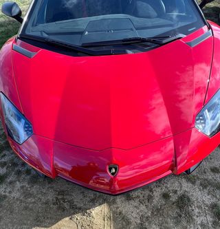 Vendedor de coches, broker de vehiculos