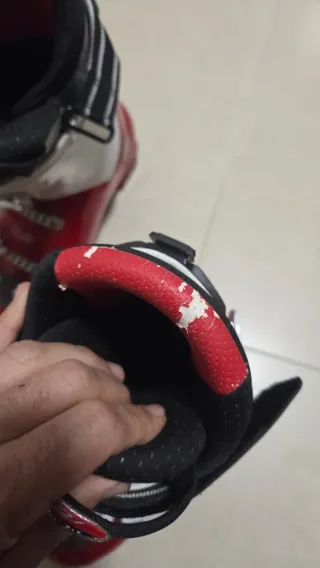 Botas de Ski Atomic Rojas