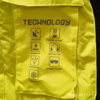 Chaqueta de nieve amarilla y gris