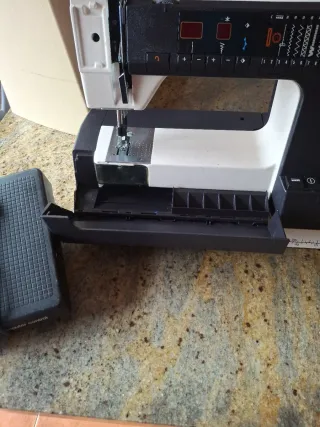 Máquina de coser Refrey 940