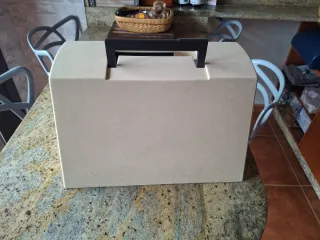 Máquina de coser Refrey 940