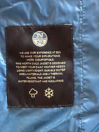 Plumífero ligero North Sails azul/rojo