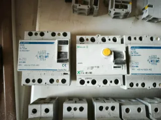 Lote interruptores diferenciales modulares