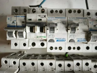 Lote interruptores diferenciales modulares