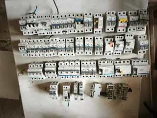 Lote interruptores diferenciales modulares