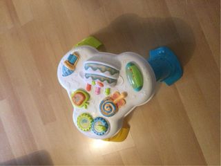 Tapiz de actividades para bebé