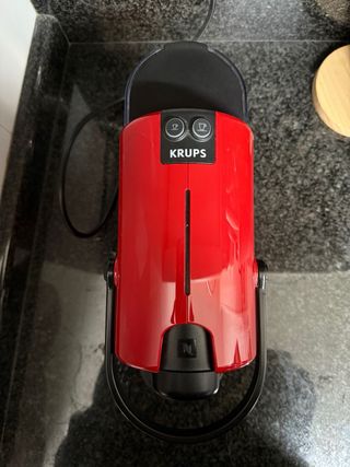 Cafetera Nespresso Krups Roja