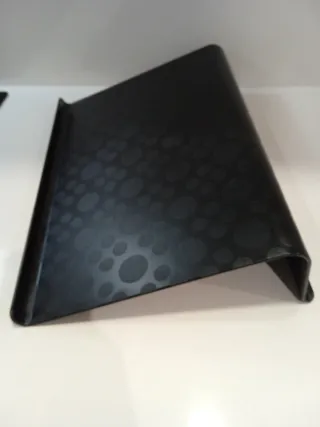 Elevador para ordenador portátil. Leer anuncio