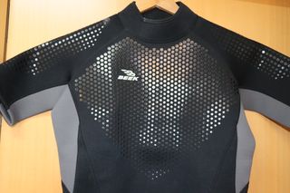 A ESTRENAR Traje Neopreno Corto Beek 3XL Nuevo