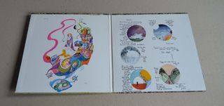 INCREDIBLE STRING BAND "CHANGING HORSES" (LP)