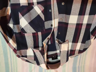 4 Camisas de  manga larga XL Invierno