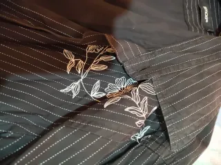 4 Camisas de  manga larga XL Invierno