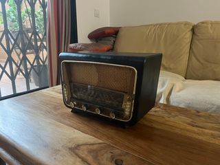 Radio antigua válvulas vintage años 40-50