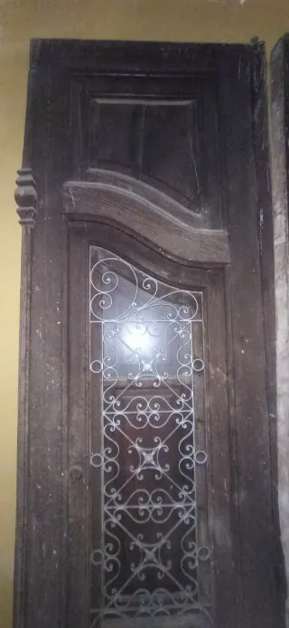 Puerta doble madera entrada principal