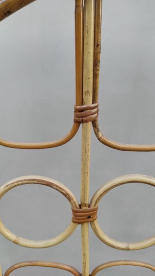 Cabecero de cama de bambú y ratán