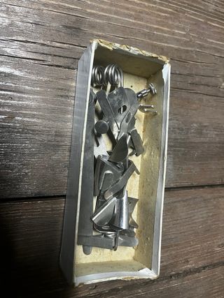 Accesorios Máquina Coser Singer VS y MED VS