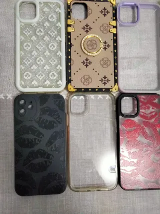 Fundas iPhone Variadas. 1€, todas15€