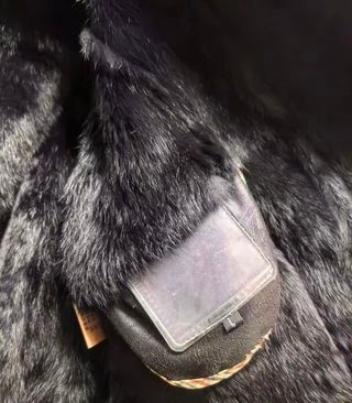 Abrigo de piel natural negro