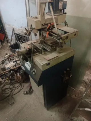 Fresadora industrial