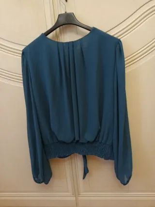 Blusa Zuiki leggera annodata