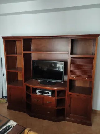 Mueble de salón de madera
